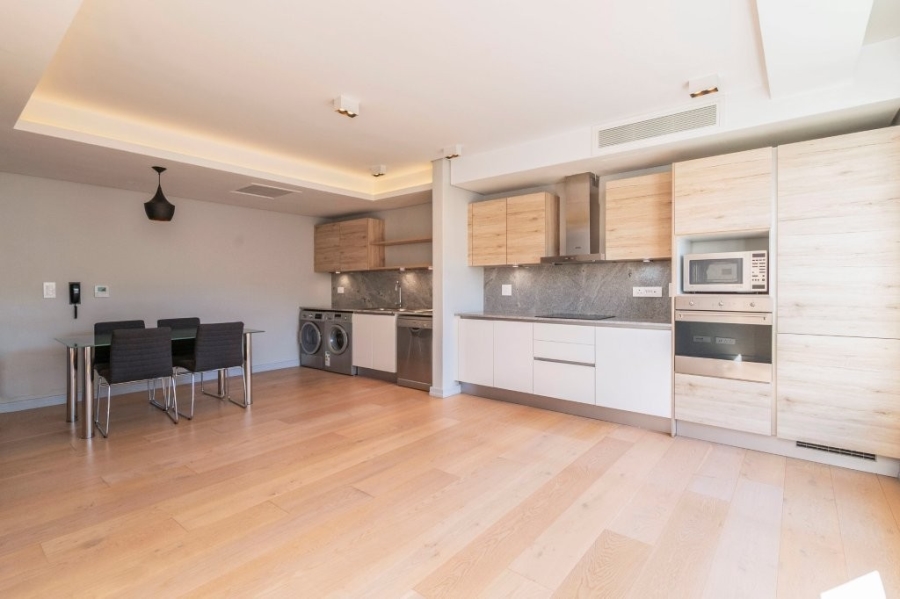 To Let 1 Bedroom Property for Rent in Sea Point Western Cape